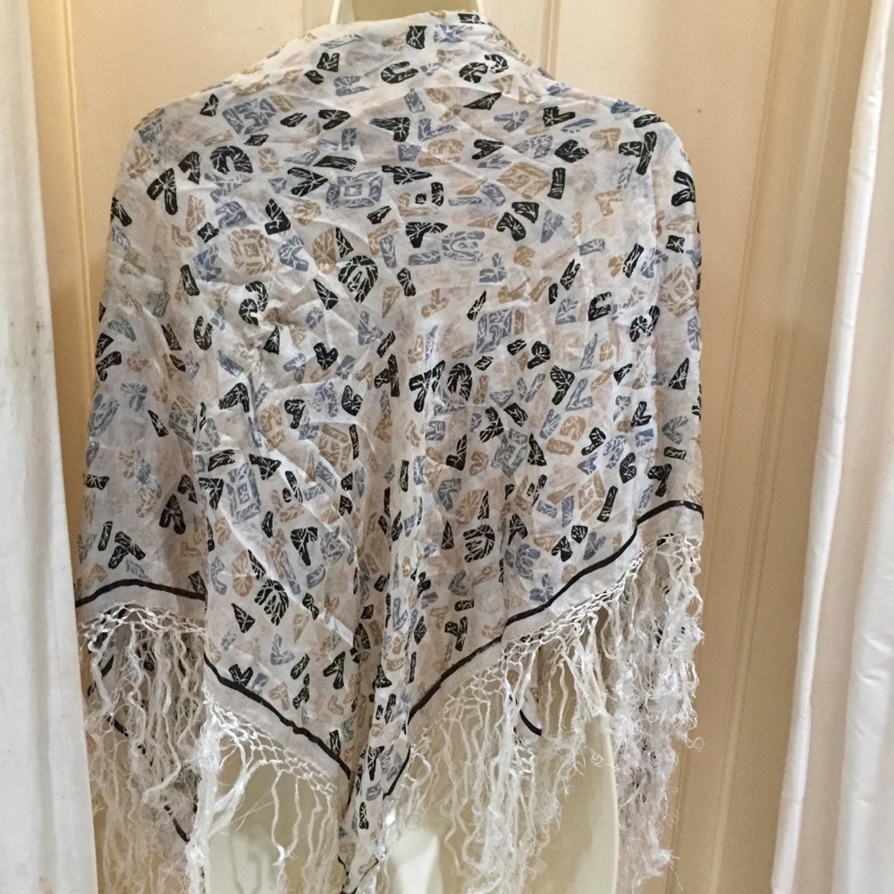 Elegant Collection silk scarf fringe made in India